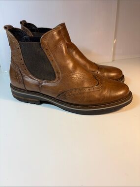 Avenue Brown Leather Chukka Chelsea Boots